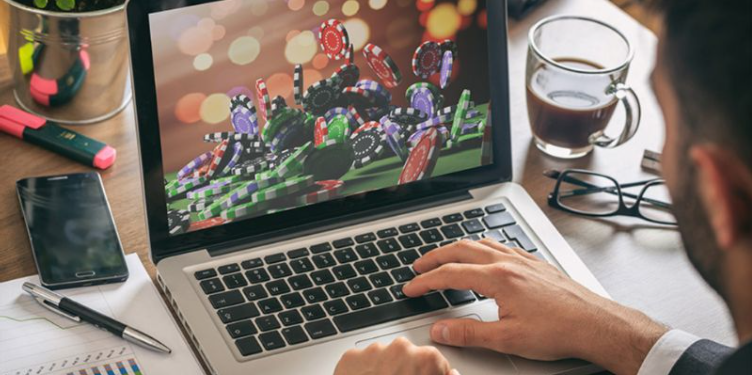 Tải game tài xỉu đổi tiền thật để tránh gián đoạn khi cá cược